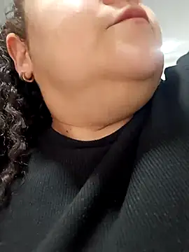 Snapshot of Miss_Adriana01 chatting on 10-18-25, 06:54 Miss Adriana01 online show from 10-18-25, 06:54