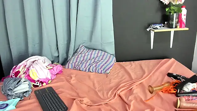 TeensNews18 online show from 11-03-25, 12:49