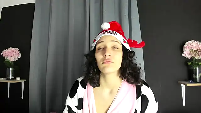 TeensNews18 online show from 12-19-25, 11:45