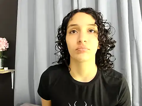 TeensNews18 online show from 11-30-25, 11:44