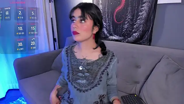 flower smith  online show from 11-10-25, 11:48