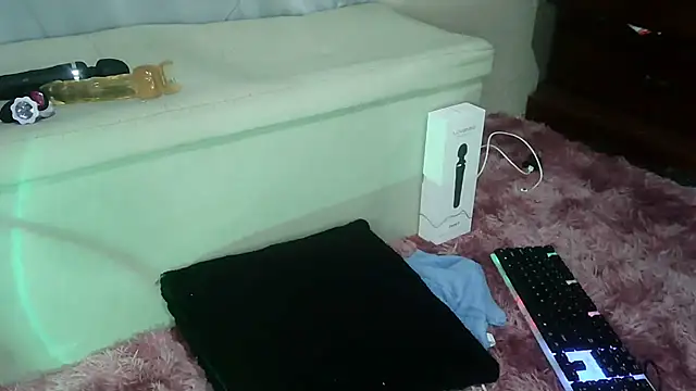 PinkSkyyy online show from 07-10-26, 02:44