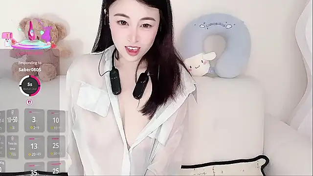 LuLu-Moon online show from 09-18-25, 06:05