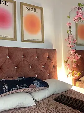 GabiHills online show from 12-13-25, 08:04