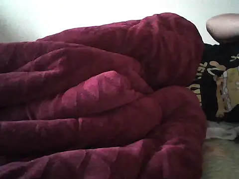Snapshot of Mainay0033 chatting on 10-06-25, 11:49 Mainay0033 online show from 10-06-25, 11:49