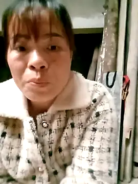 Snapshot of Maymay0033 chatting on 11-16-25, 09:36 Maymay0033 online show from 11-16-25, 09:36