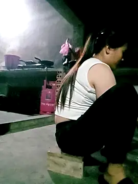 Snapshot of Maymay0033 chatting on 11-10-25, 10:31 Maymay0033 online show from 11-10-25, 10:31