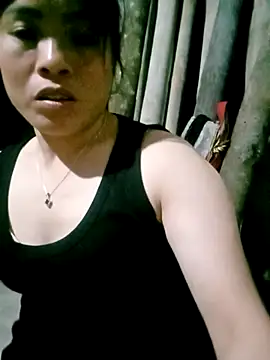 Snapshot of Maymay0033 chatting on 11-05-25, 11:02 Maymay0033 online show from 11-05-25, 11:02