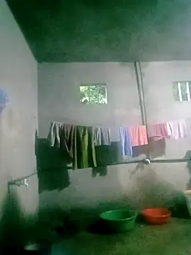 Snapshot of Maymay0033 chatting on 11-10-25, 11:21 Maymay0033 online show from 11-10-25, 11:21