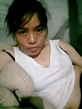 Snapshot of Maymay0033 chatting on 10-02-25, 12:41 Maymay0033 online show from 10-02-25, 12:41