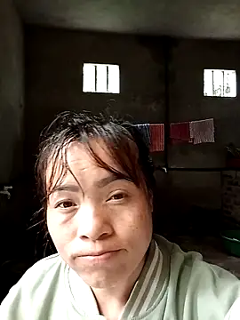 Snapshot of Maymay0033 chatting on 11-15-25, 12:58 Maymay0033 online show from 11-15-25, 12:58