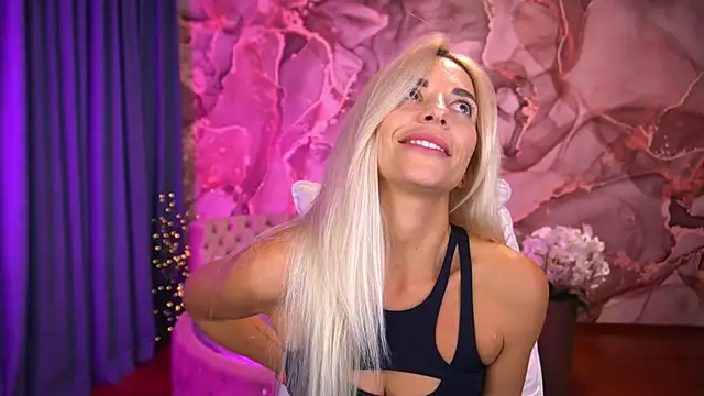 BellaRayyy online show from 09-29-25, 07:52