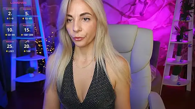 BellaRayyy online show from 03-18-26, 08:53