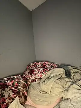 Snapshot of ittybittymeryssa chatting on 11-14-25, 06:11 ittybittymeryssa online show from 11-14-25, 06:11