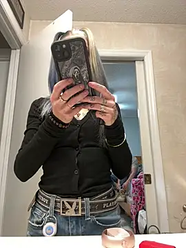 Snapshot of ittybittymeryssa chatting on 02-05-26, 12:01 ittybittymeryssa online show from 02-05-26, 12:01