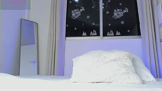 Selenafox 0 online show from 11-14-25, 02:04