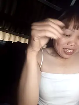  YooY  online show from 10-30-25, 02:10