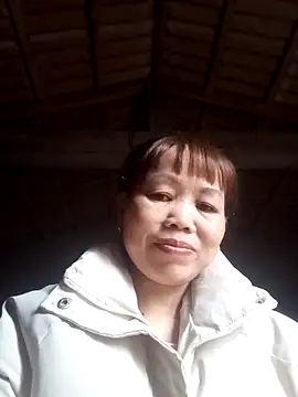  YooY  online show from 10-31-25, 02:30