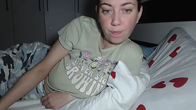 petite danielle online show from 05-22-26, 10:41