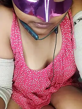 mimi87hoty online show from 06-06-26, 07:19