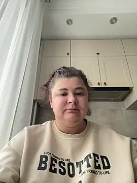 Snapshot of AliceCurlyX chatting on 02-18-26, 11:50 AliceCurlyX online show from 02-18-26, 11:50