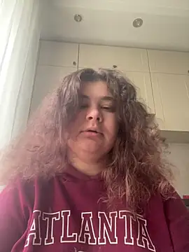 Snapshot of AliceCurlyX chatting on 02-02-26, 07:51 AliceCurlyX online show from 02-02-26, 07:51