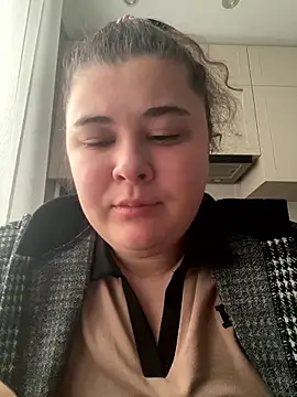 AliceCurlyX online show from 01-13-26, 01:37