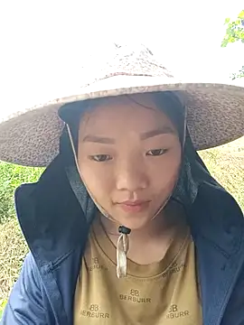 Snapshot of Ananine chatting on 04-04-26, 06:20 Ananine online show from 04-04-26, 06:20