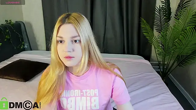 Sylvia Ortiz online show from 11-08-25, 09:02