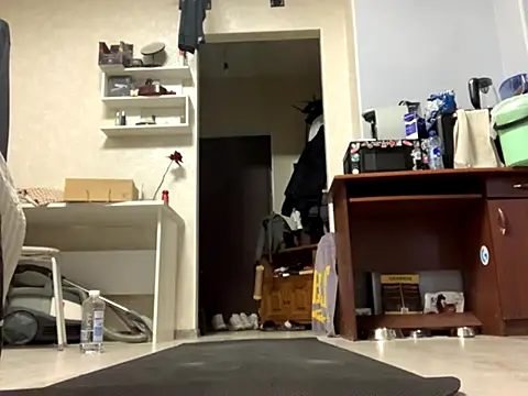 C8ETO4KA online show from 10-14-25, 01:01