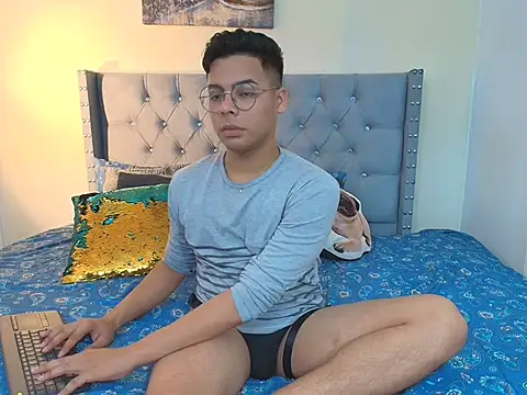 stewart mateo  online show from 11-19-25, 02:11