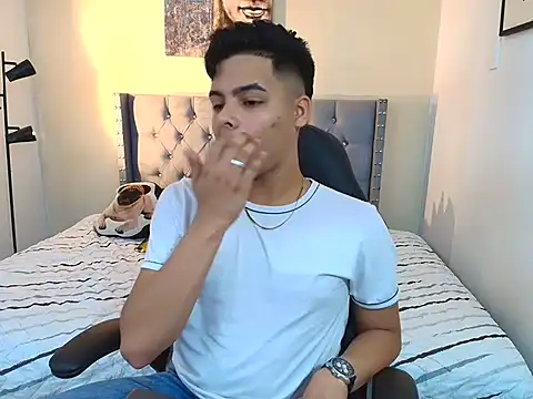 stewart mateo  online show from 09-25-25, 02:17