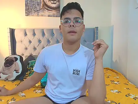 stewart mateo  online show from 11-28-25, 02:12