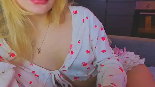 Snapshot of baobei03 chatting on 03-03-26, 04:19 baobei03 online show from 03-03-26, 04:19