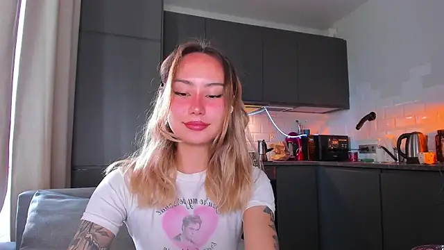 baobei03 online show from 09-27-25, 07:25