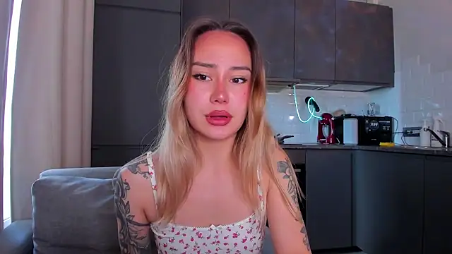 baobei03 online show from 10-18-25, 10:39