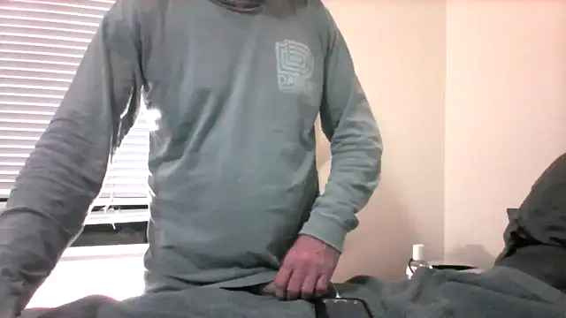 Snapshot of marcie2963 chatting on 10-01-25, 10:20 marcie2963 online show from 10-01-25, 10:20