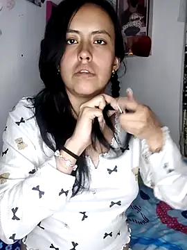 Snapshot of Queen_Ashly chatting on 06-05-26, 02:27 Queen Ashly online show from 06-05-26, 02:27