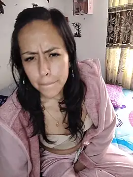 Queen Ashly online show from 11-29-25, 08:20