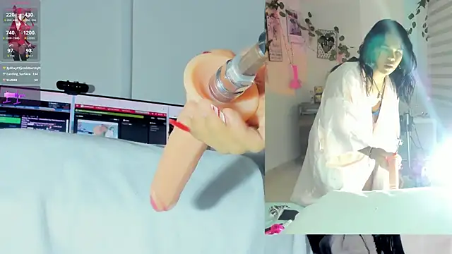 Rosy Emely online show from 12-21-25, 09:22