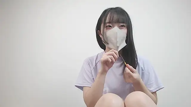 Snapshot of Hanna_xxx_cute chatting on 10-06-25, 11:00 Hanna xxx cute online show from 10-06-25, 11:00