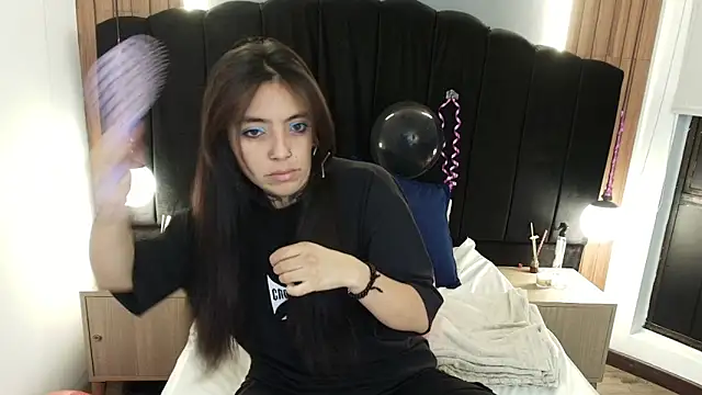 LiaMonroee  online show from 03-25-26, 12:26