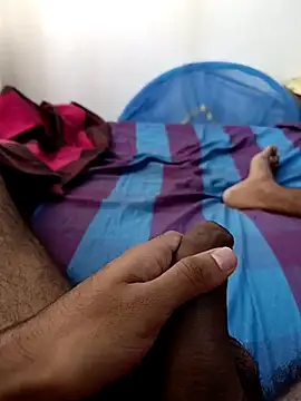 Snapshot of SHIFT1234 chatting on 11-18-25, 04:38 SHIFT1234 online show from 11-18-25, 04:38