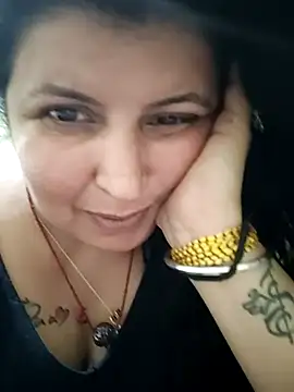Snapshot of Jann_Riya333 chatting on 09-08-25, 02:38 Jann Riya333 online show from 09-08-25, 02:38