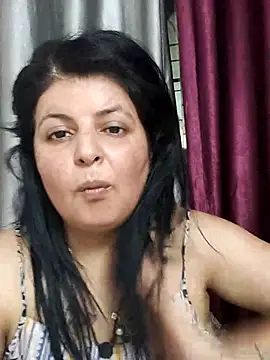 Snapshot of Jann_Riya333 chatting on 06-30-26, 06:57 Jann Riya333 online show from 06-30-26, 06:57