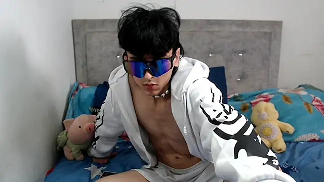 dylann ross online show from 04-15-26, 07:58