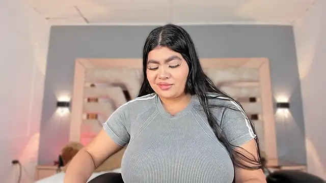 BellaBoobs  online show from 11-18-25, 07:06