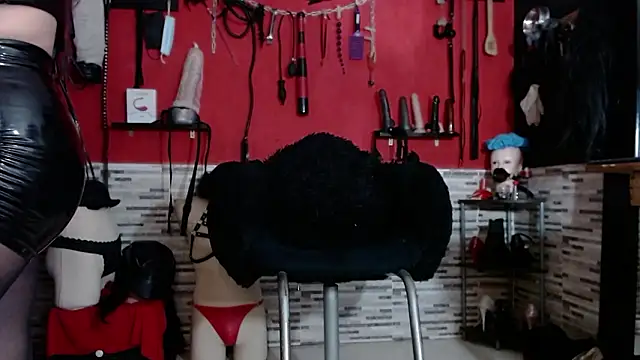 Miss Mirandaa online show from 02-15-26, 11:09