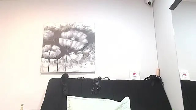 DonnaJoness online show from 11-06-25, 08:46