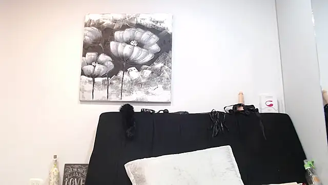 DonnaJoness online show from 11-20-25, 08:53